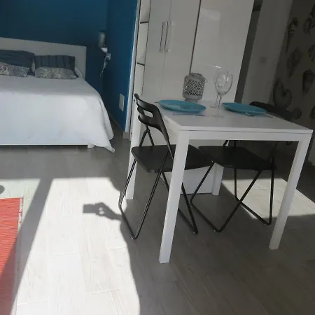 Centrico Loft En El Con Wifi Y Cerca De La Playa דירה *